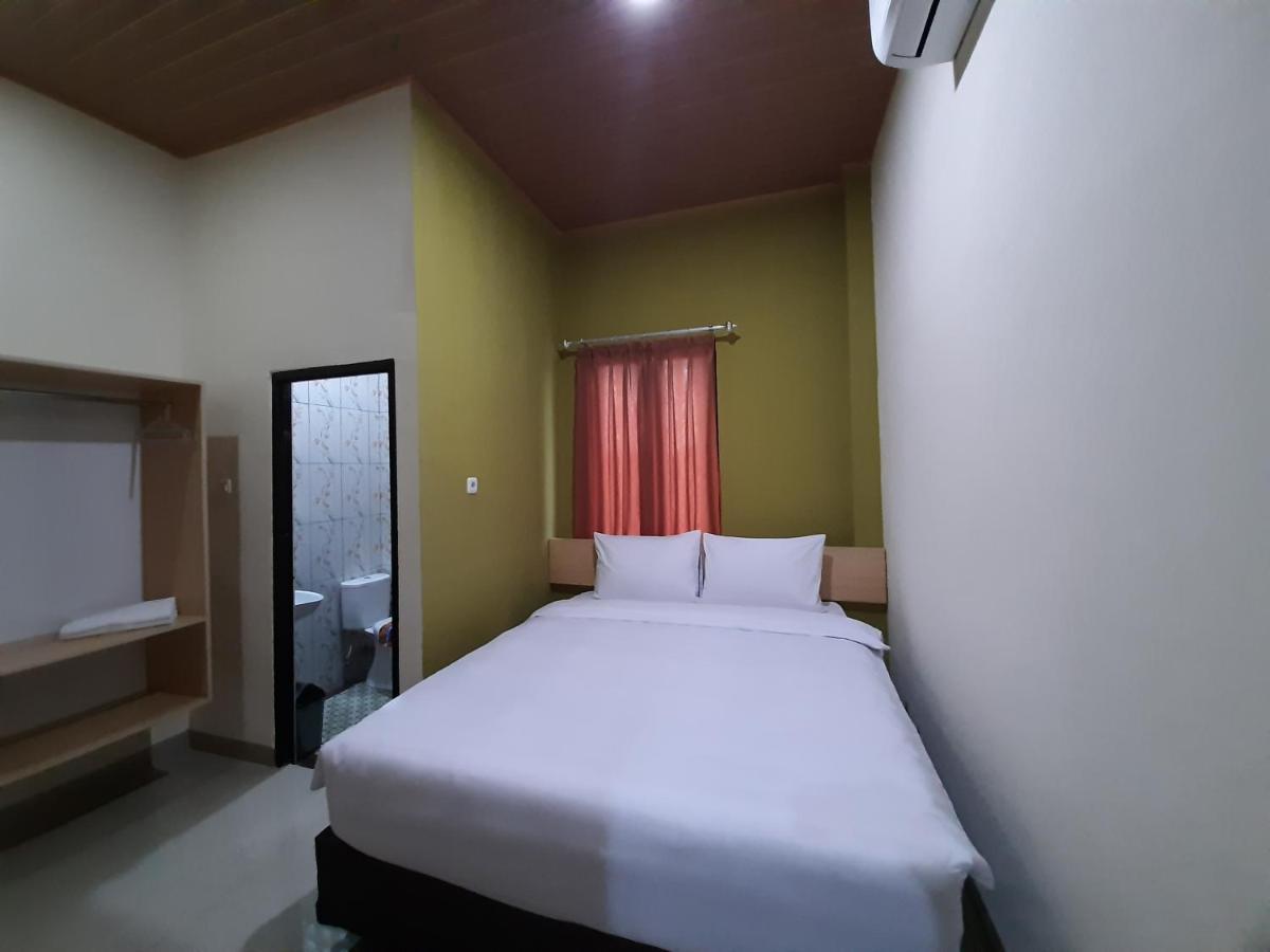 Hotel Sriwijaya 99 Palembang Exterior foto